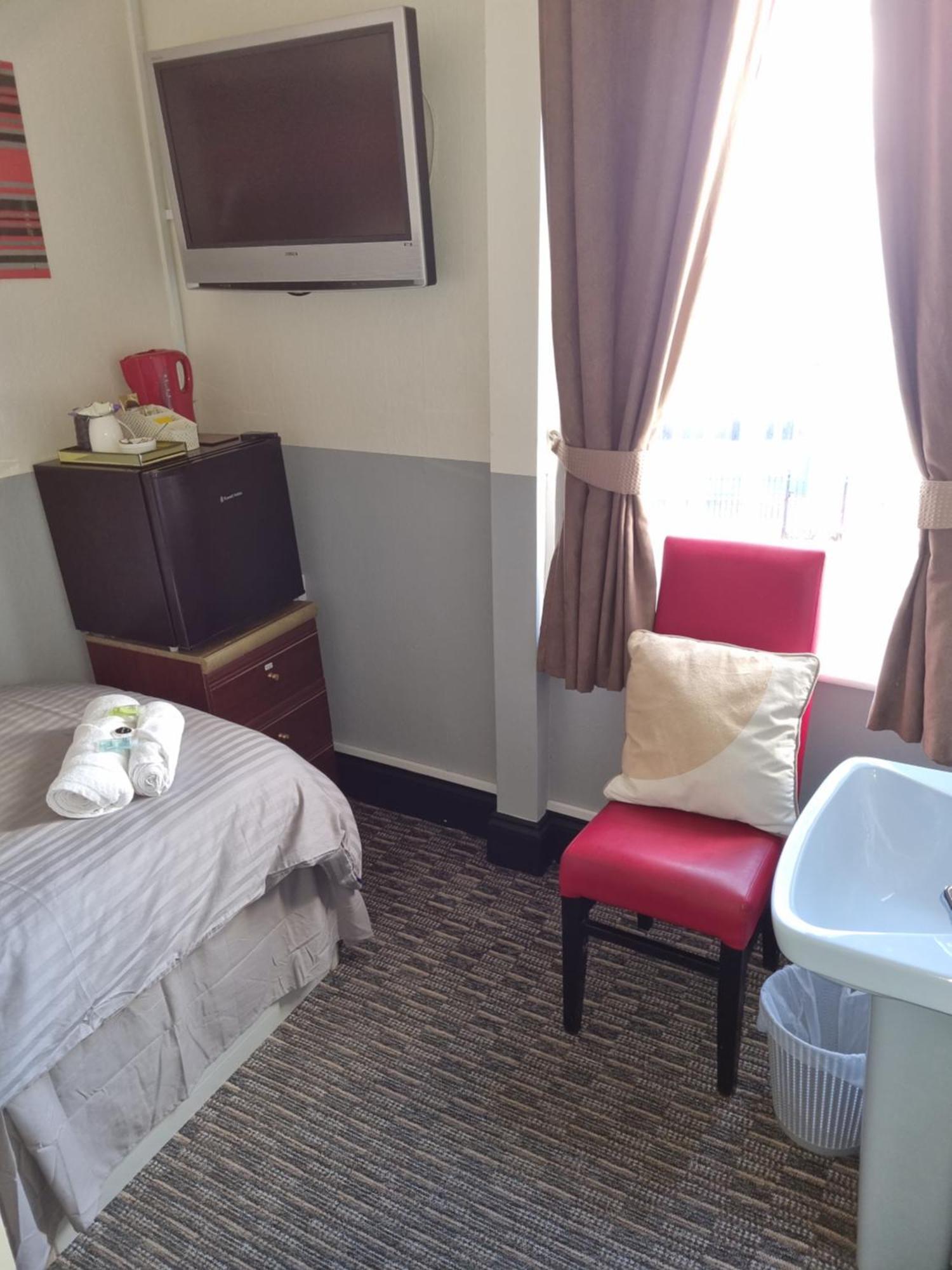 Spalite Hotel Gloucester Ngoại thất bức ảnh